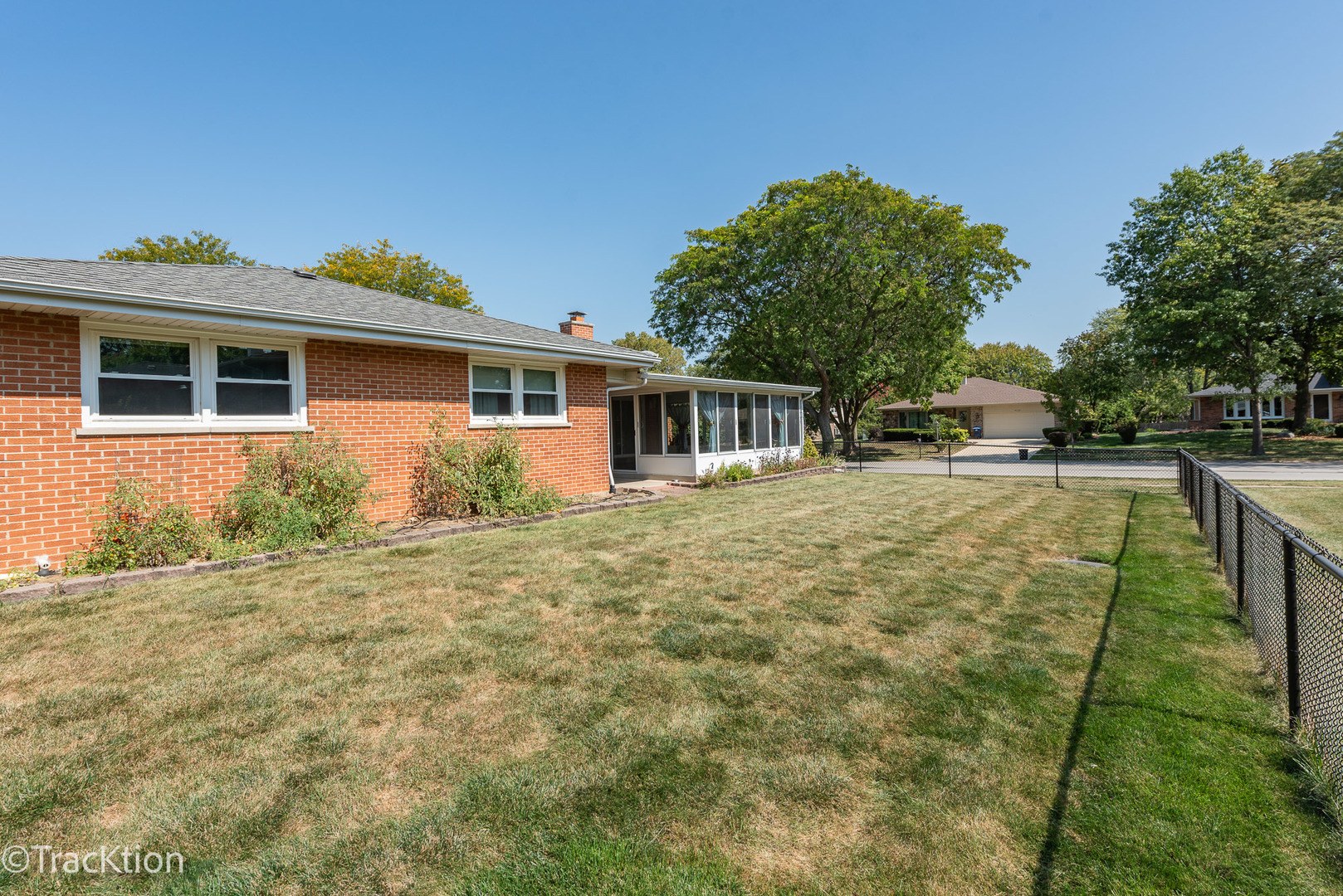 805 Albany Lane