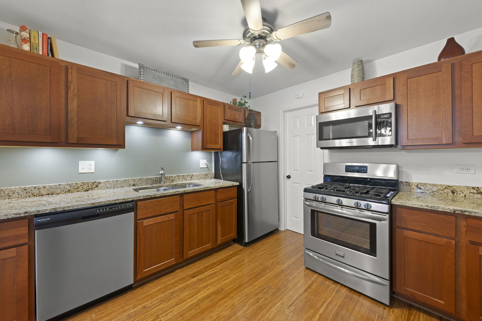 2140 Berkley Court Unit: 102B