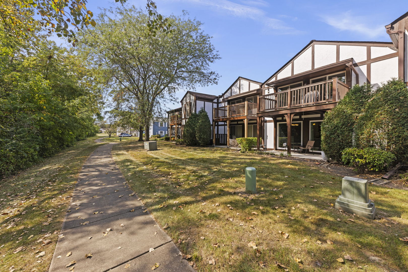 2140 Berkley Court Unit: 102B