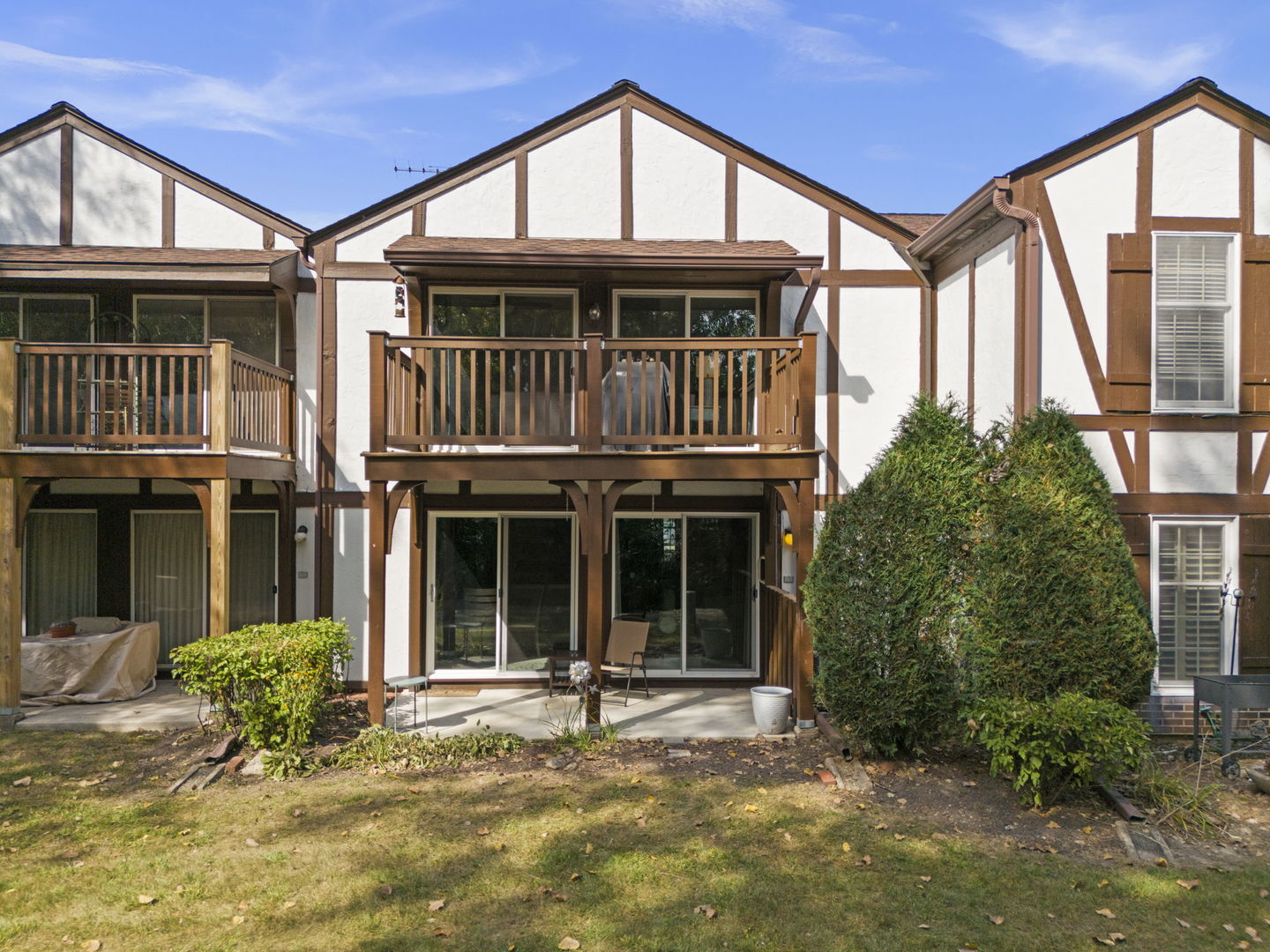 2140 Berkley Court Unit: 102B