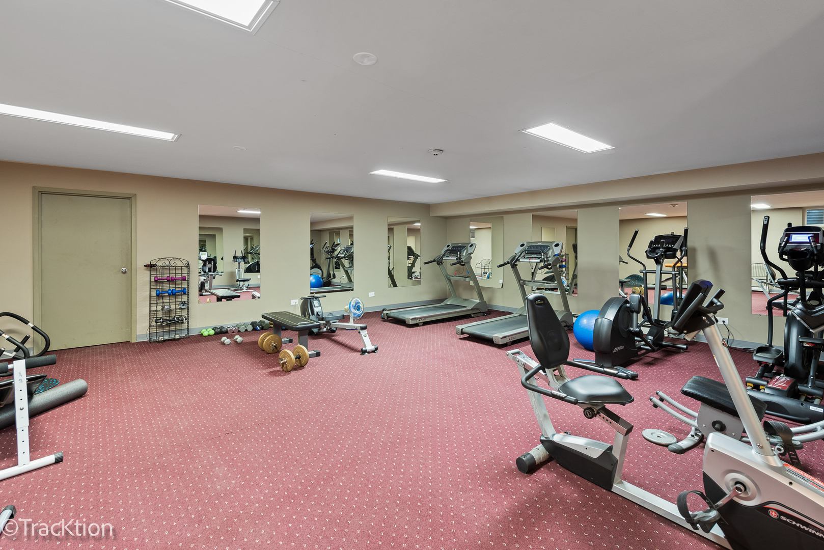 4900 Forest Avenue Unit: 304