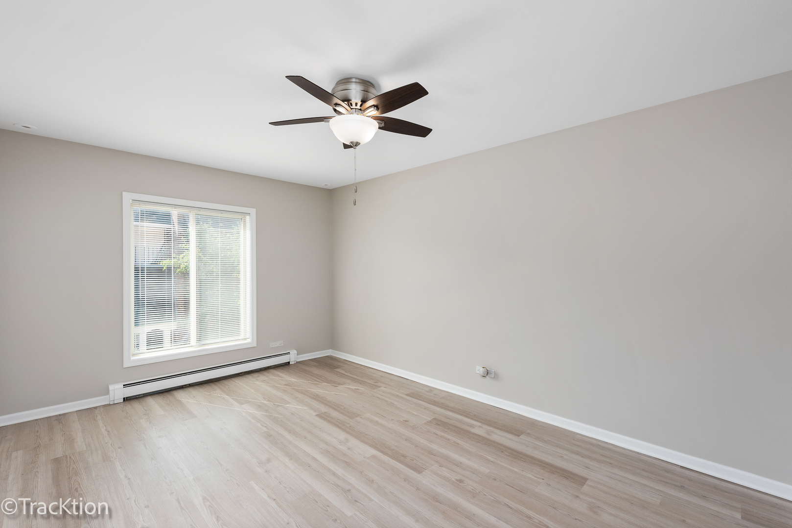 4900 Forest Avenue Unit: 304