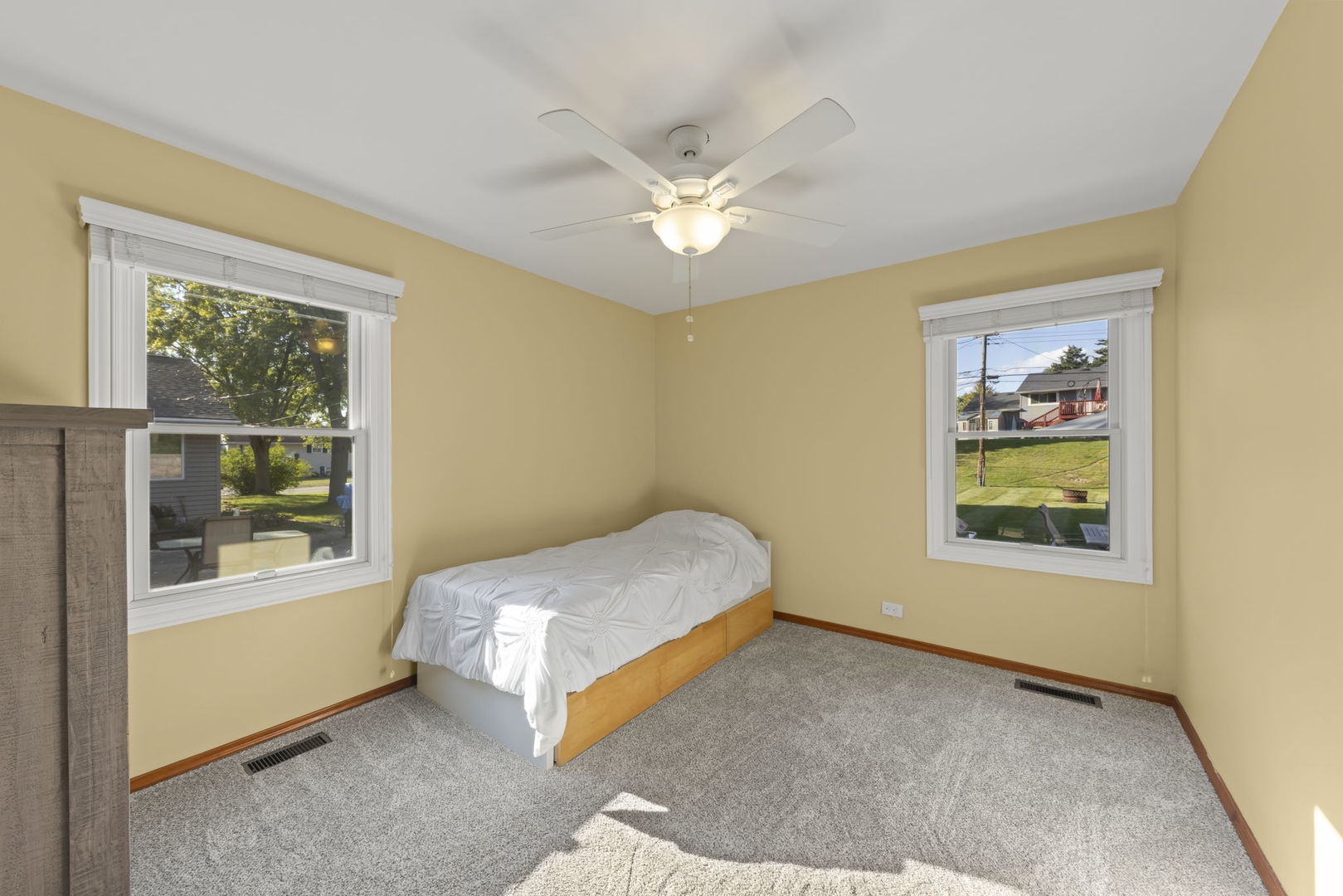 2762 Forest Glen Parkway