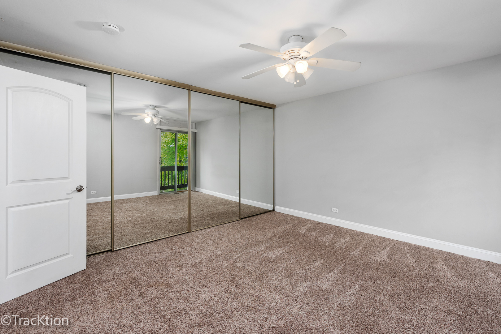 1611 Maple Terrace Unit: 2H