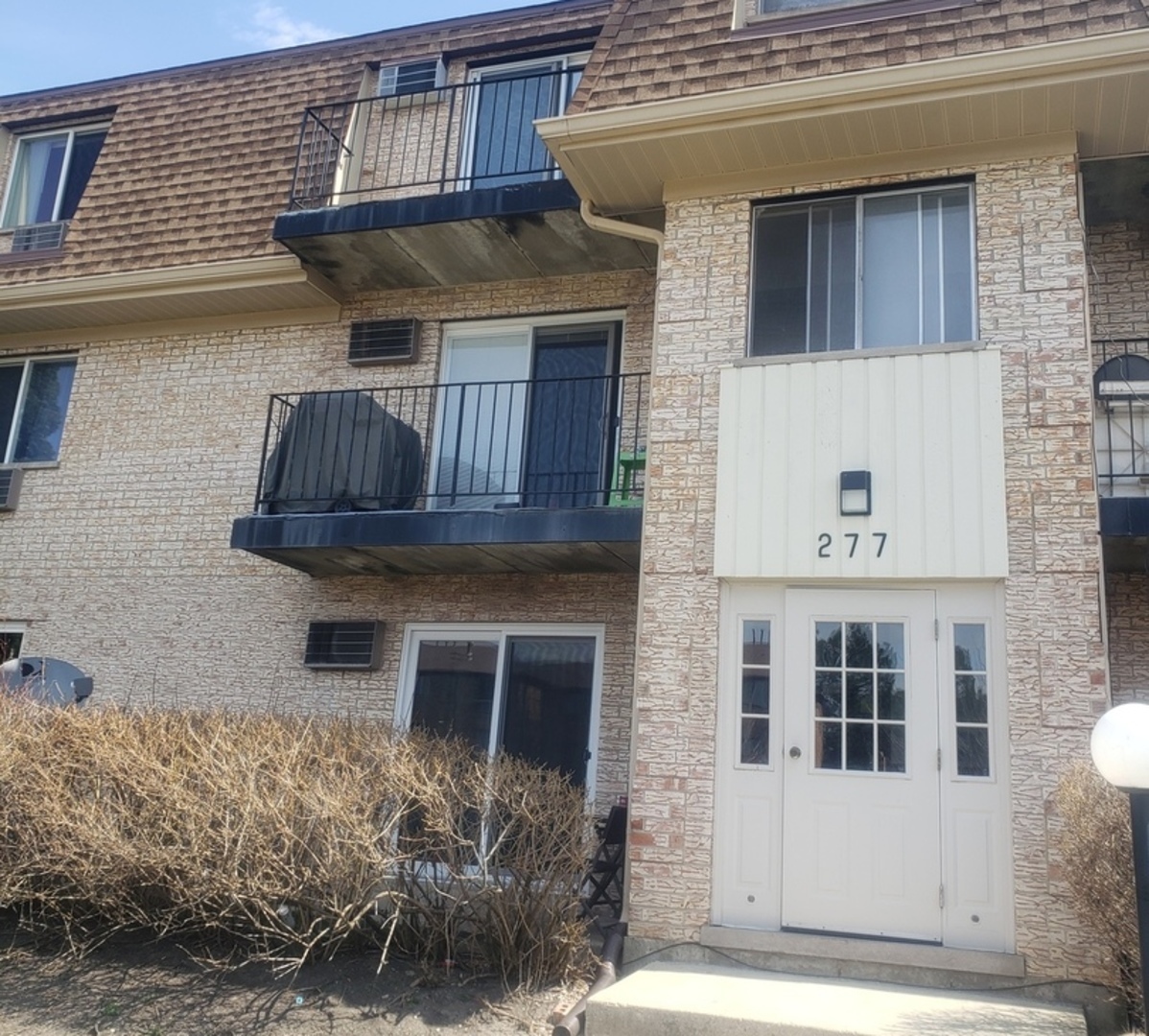 277 shorewood Street Unit: 2A