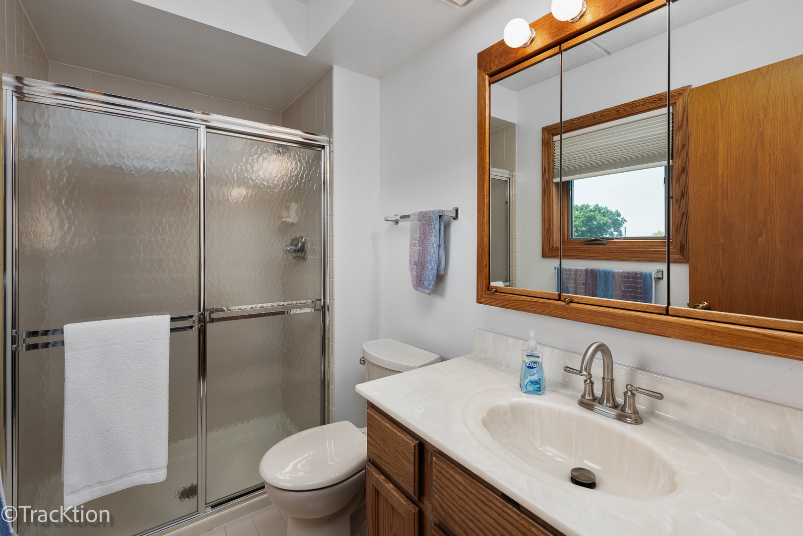 6400 W Belle Plaine Avenue Unit: 403