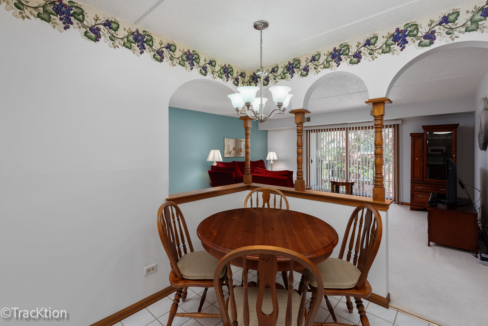 6400 W Belle Plaine Avenue Unit: 403