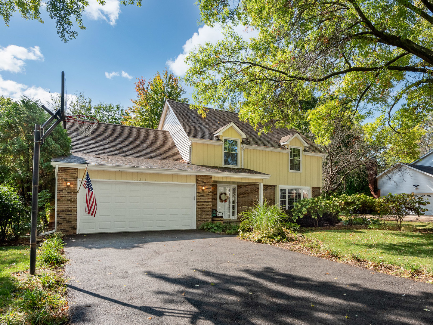 26W325 Menomini Drive