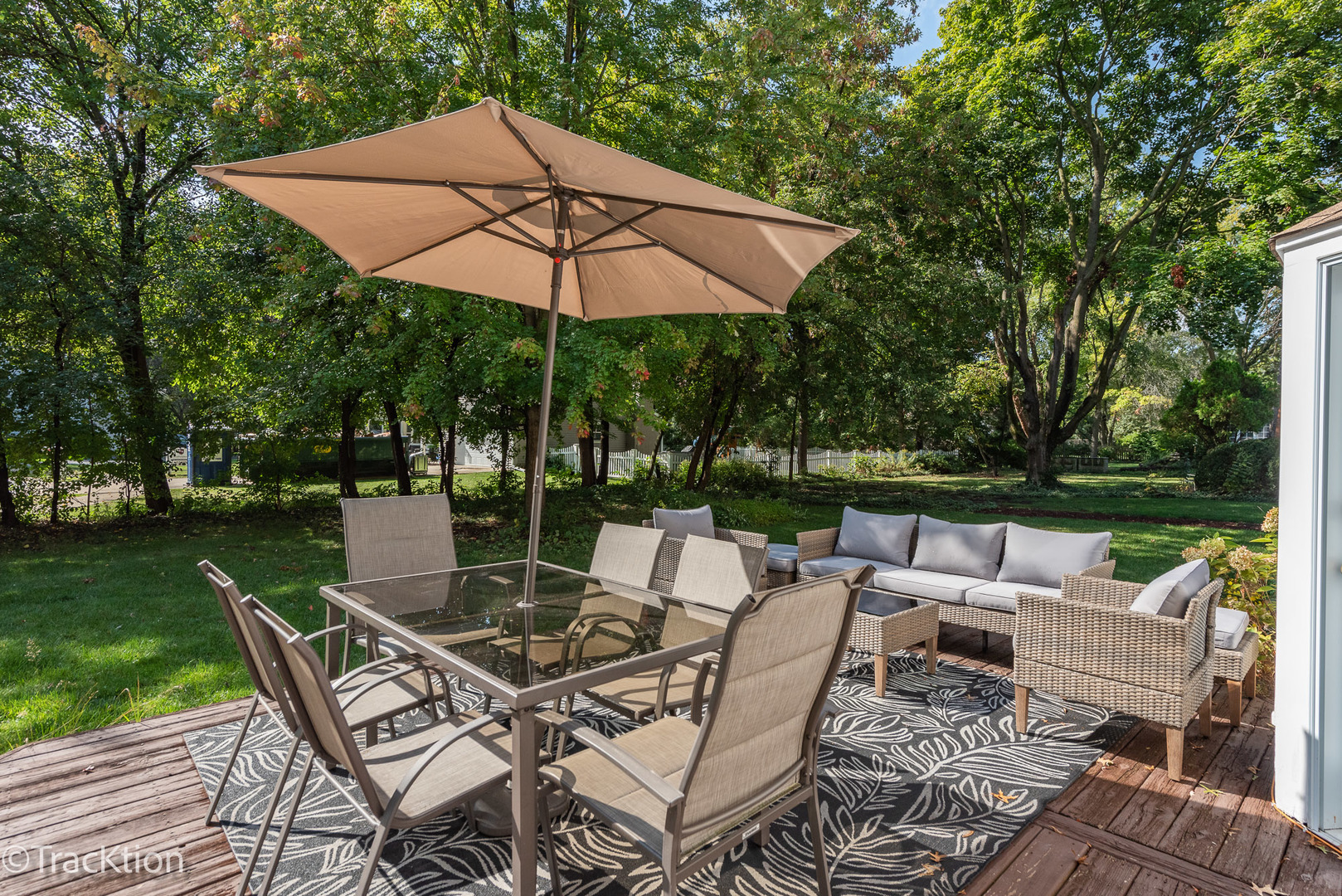 26W325 Menomini Drive