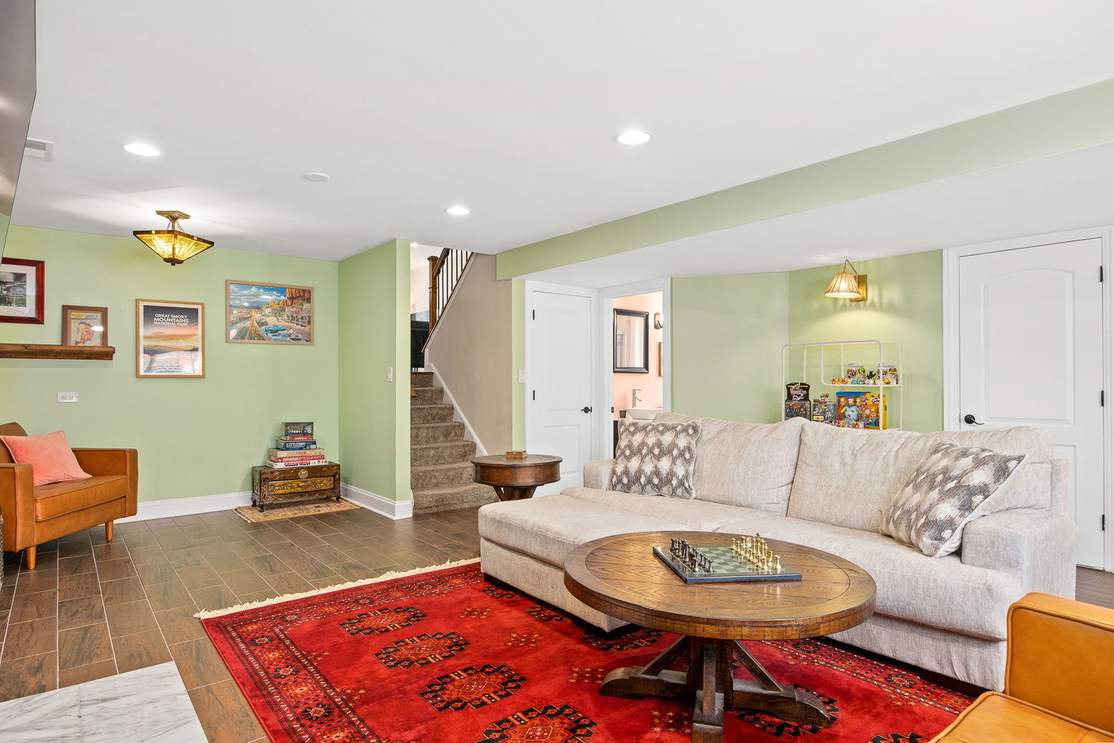 519 Bedford Lane