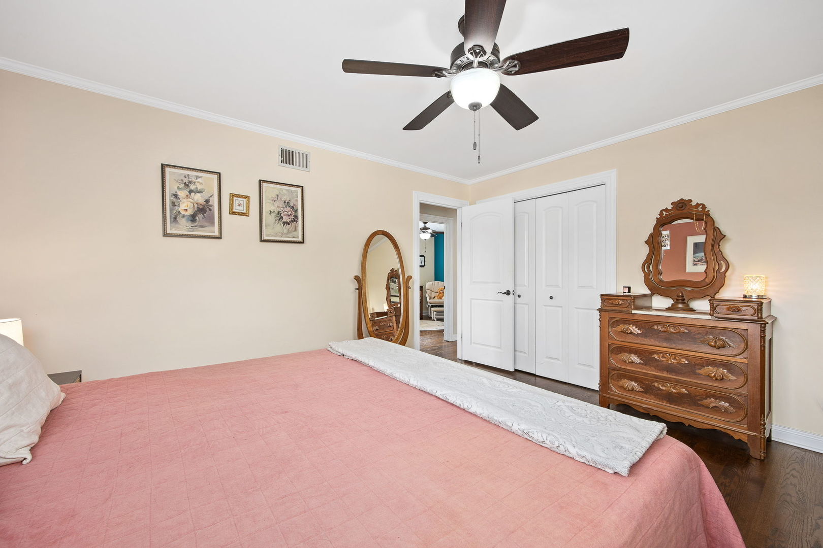 519 Bedford Lane