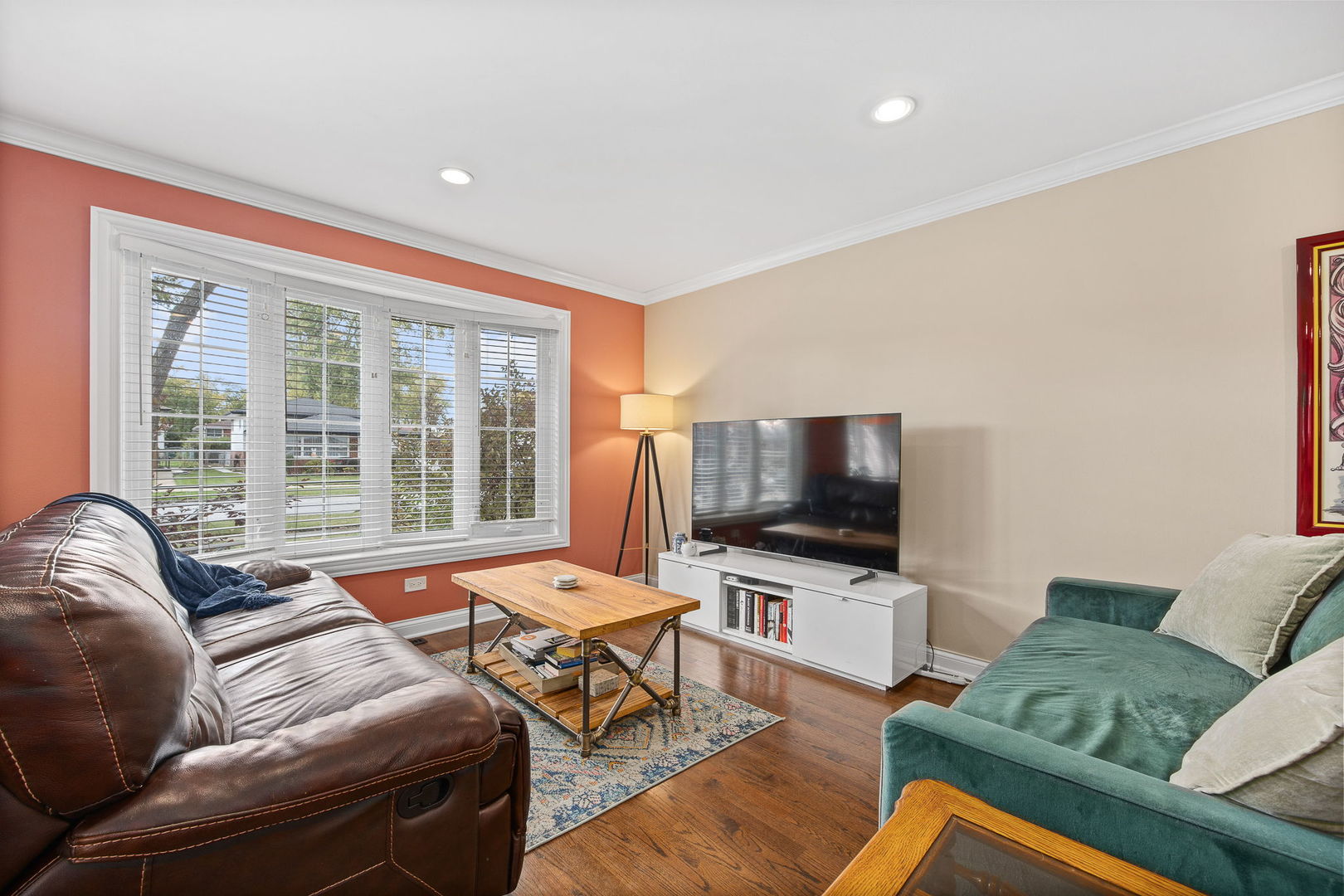 519 Bedford Lane