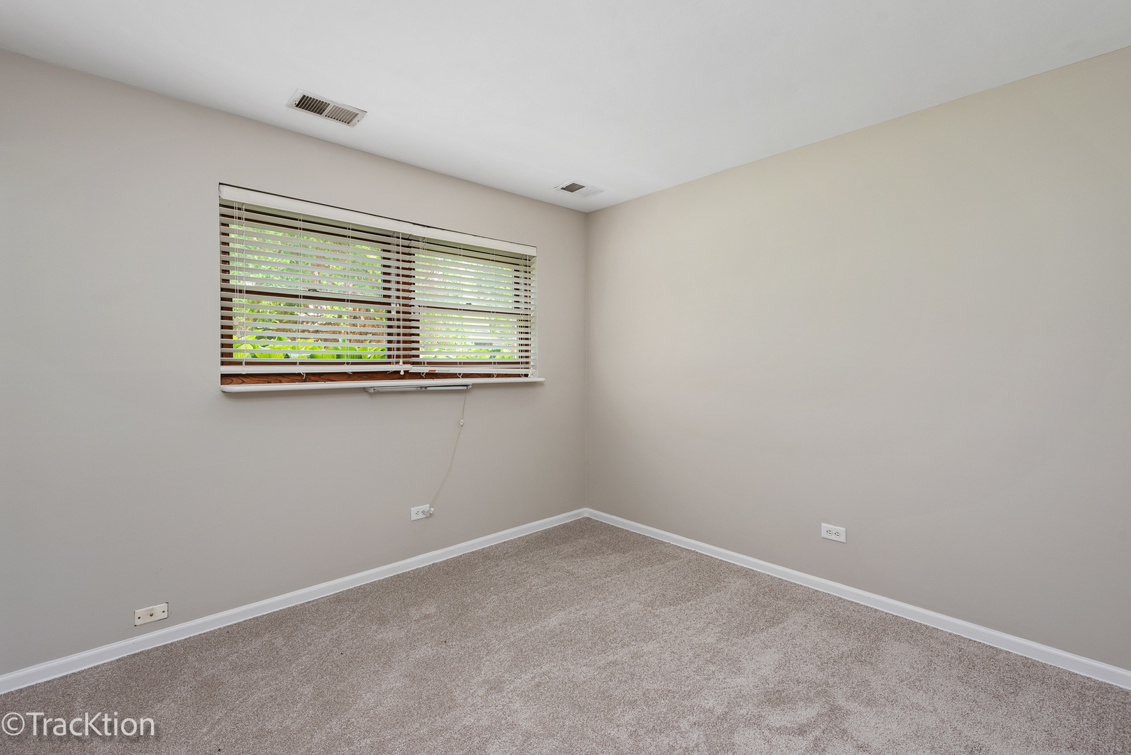 526 Carlisle Court