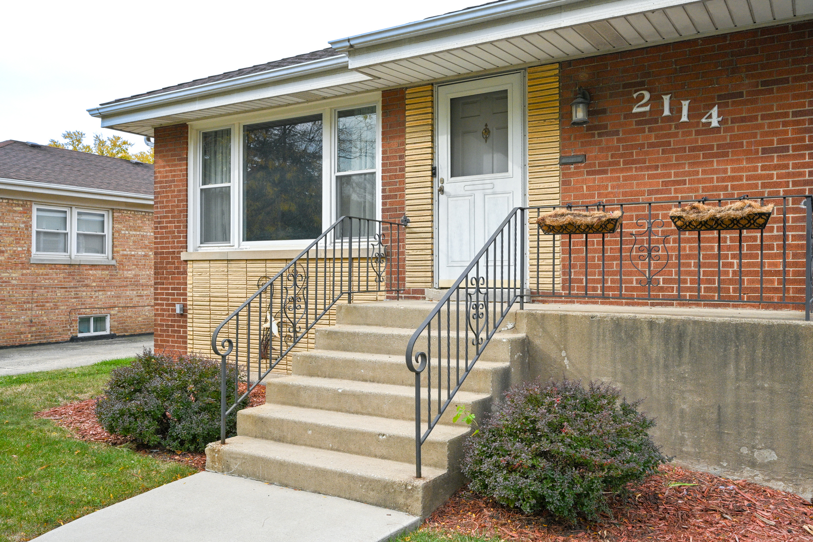 2114 Calvin Avenue