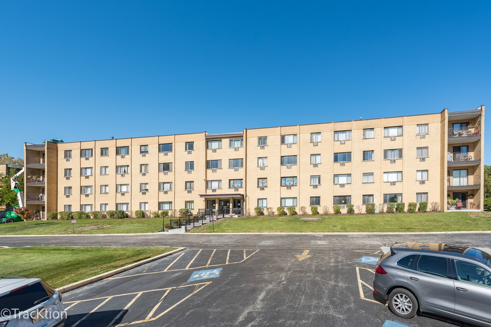 6660 S Brainard Avenue Unit: 104