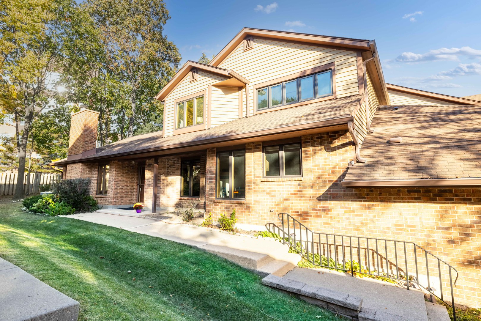 1032 Braemoor Drive