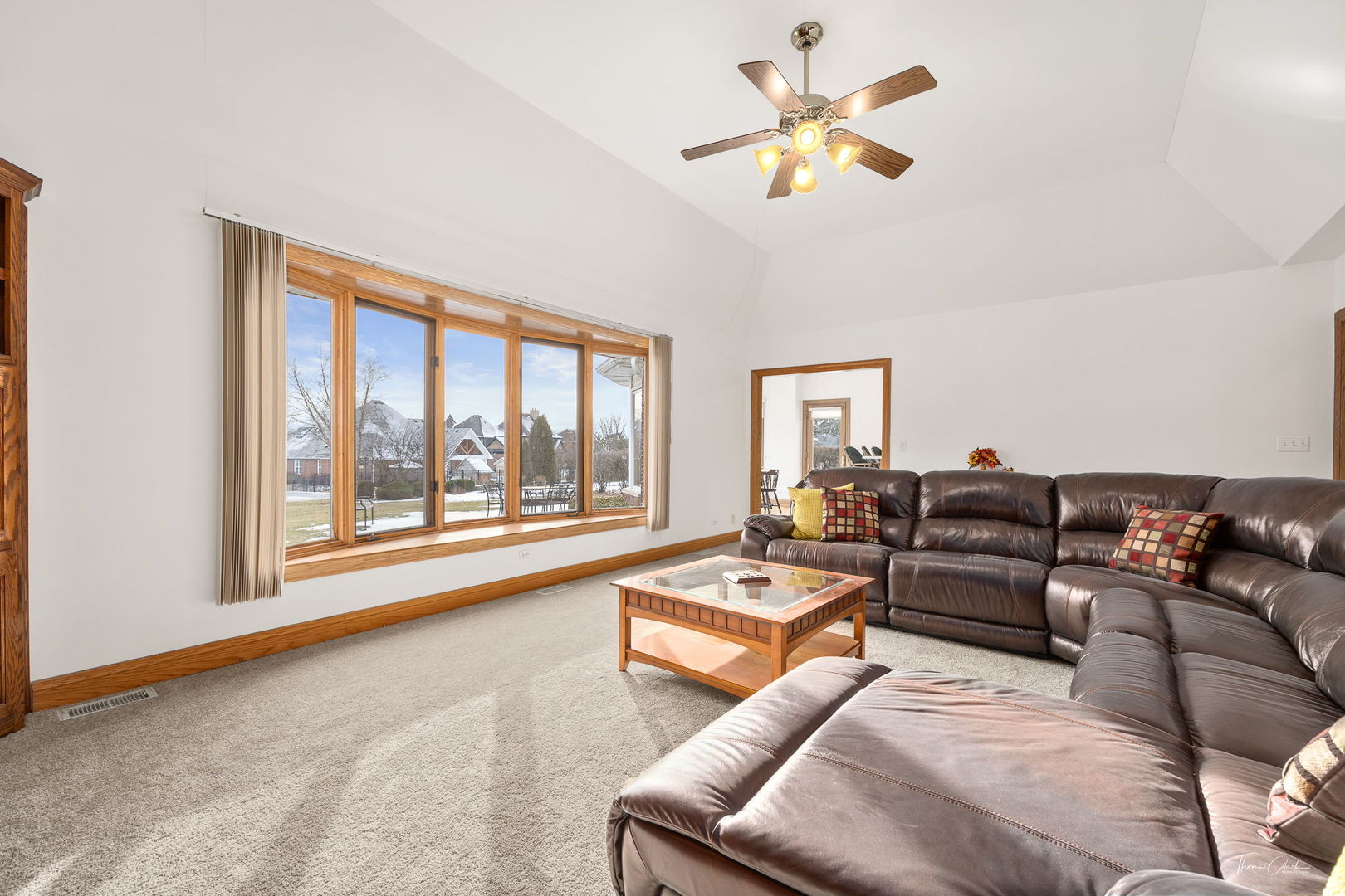 13745 Kit Lane