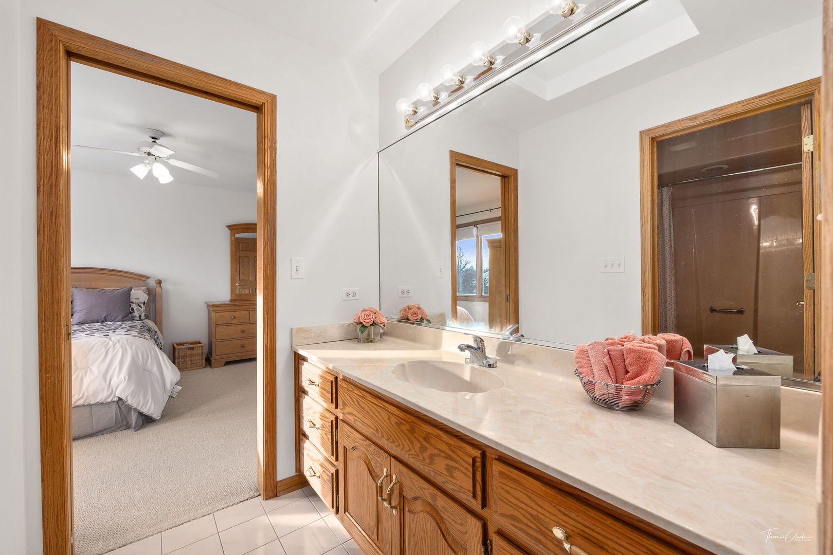 13745 Kit Lane