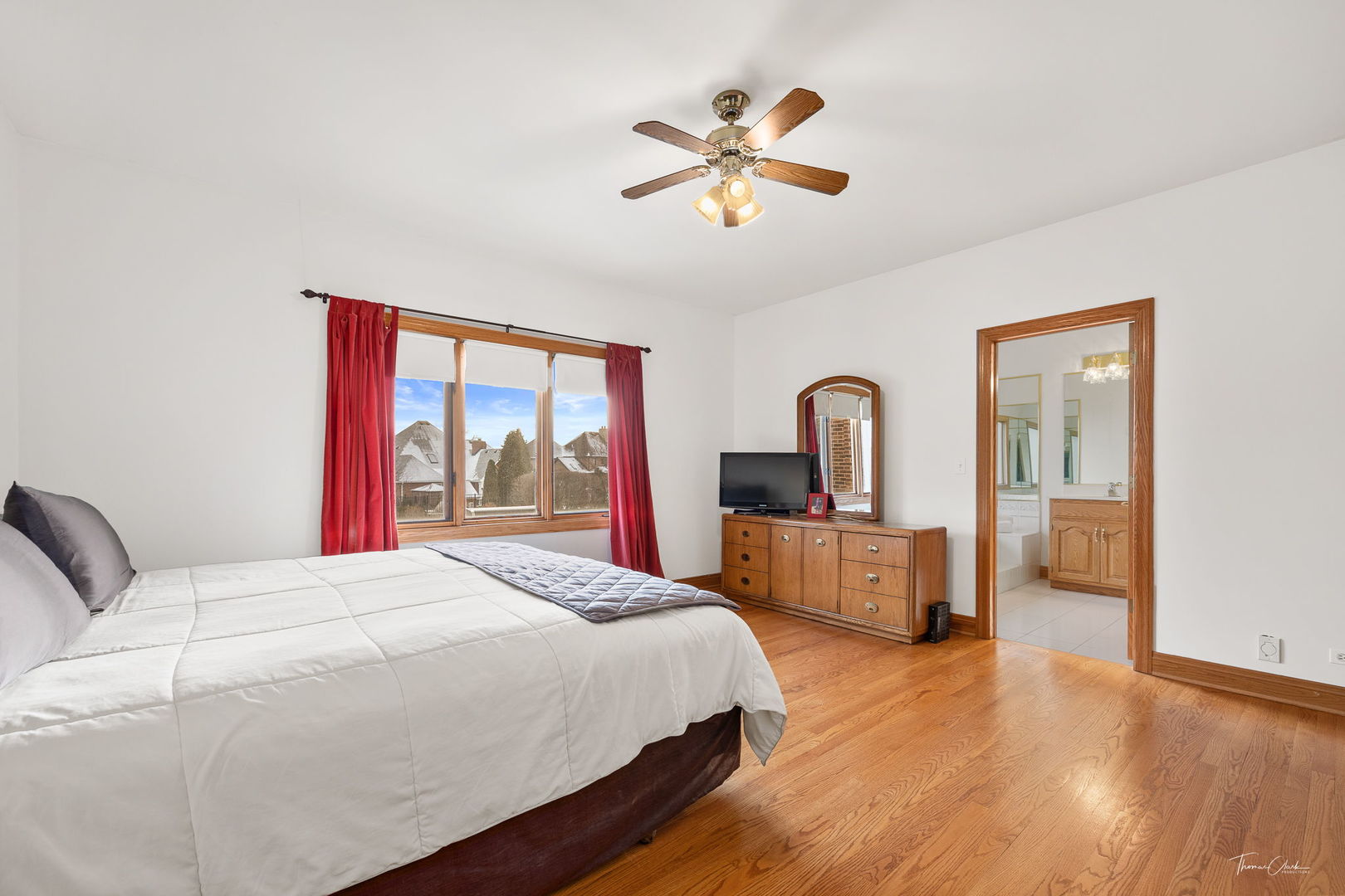 13745 Kit Lane