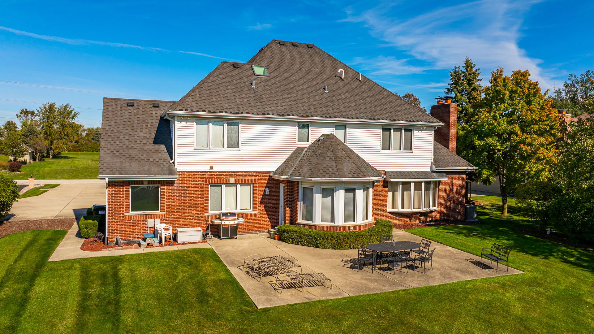 13745 Kit Lane