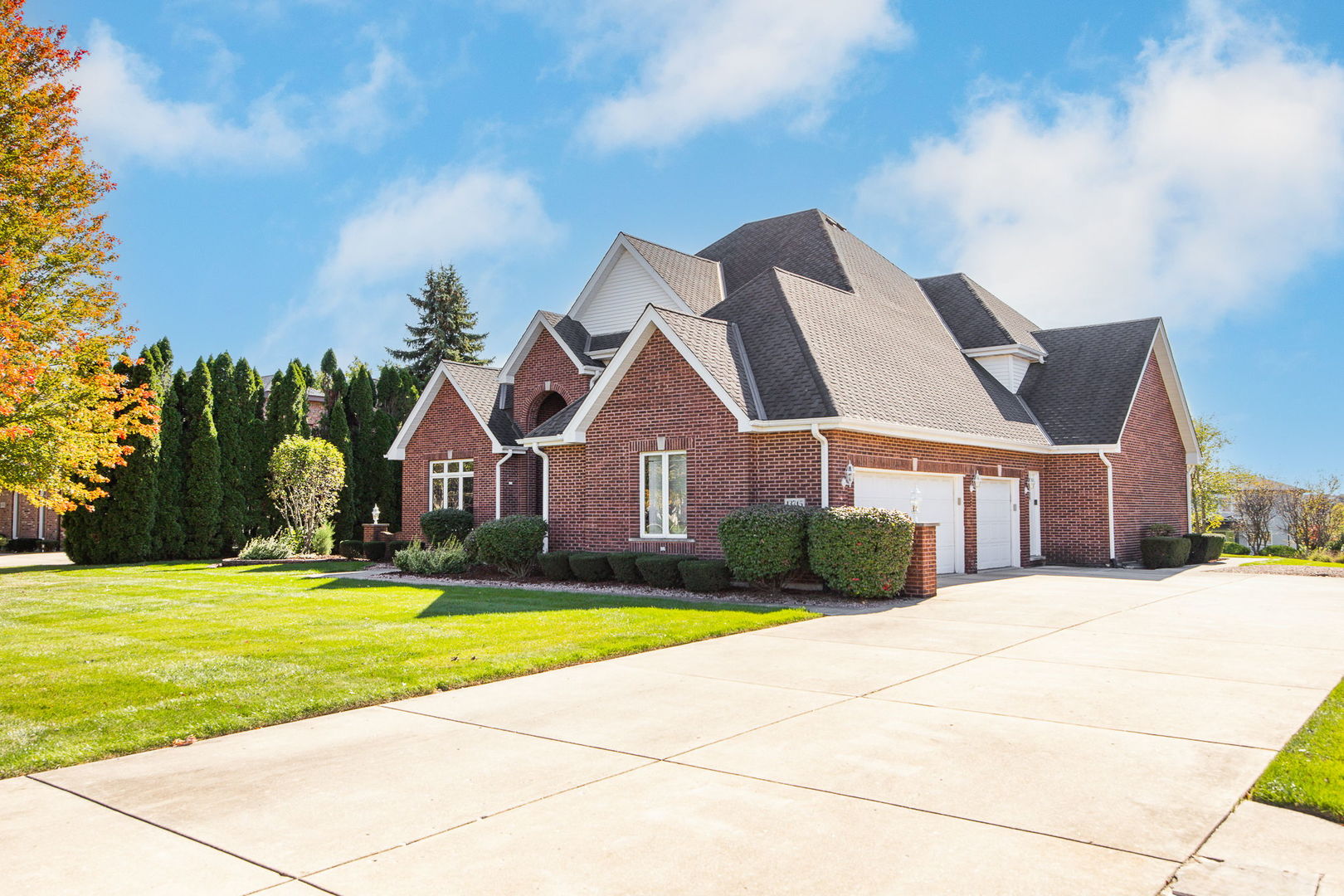 13745 Kit Lane