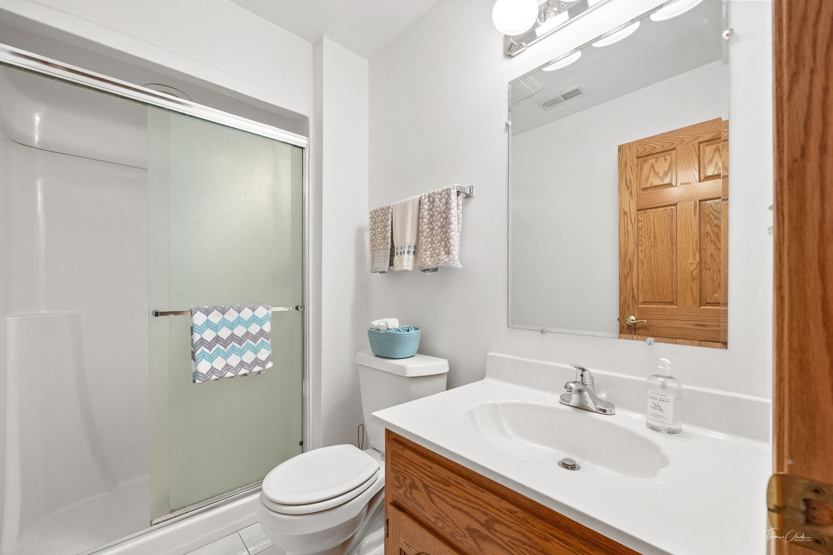 13745 Kit Lane