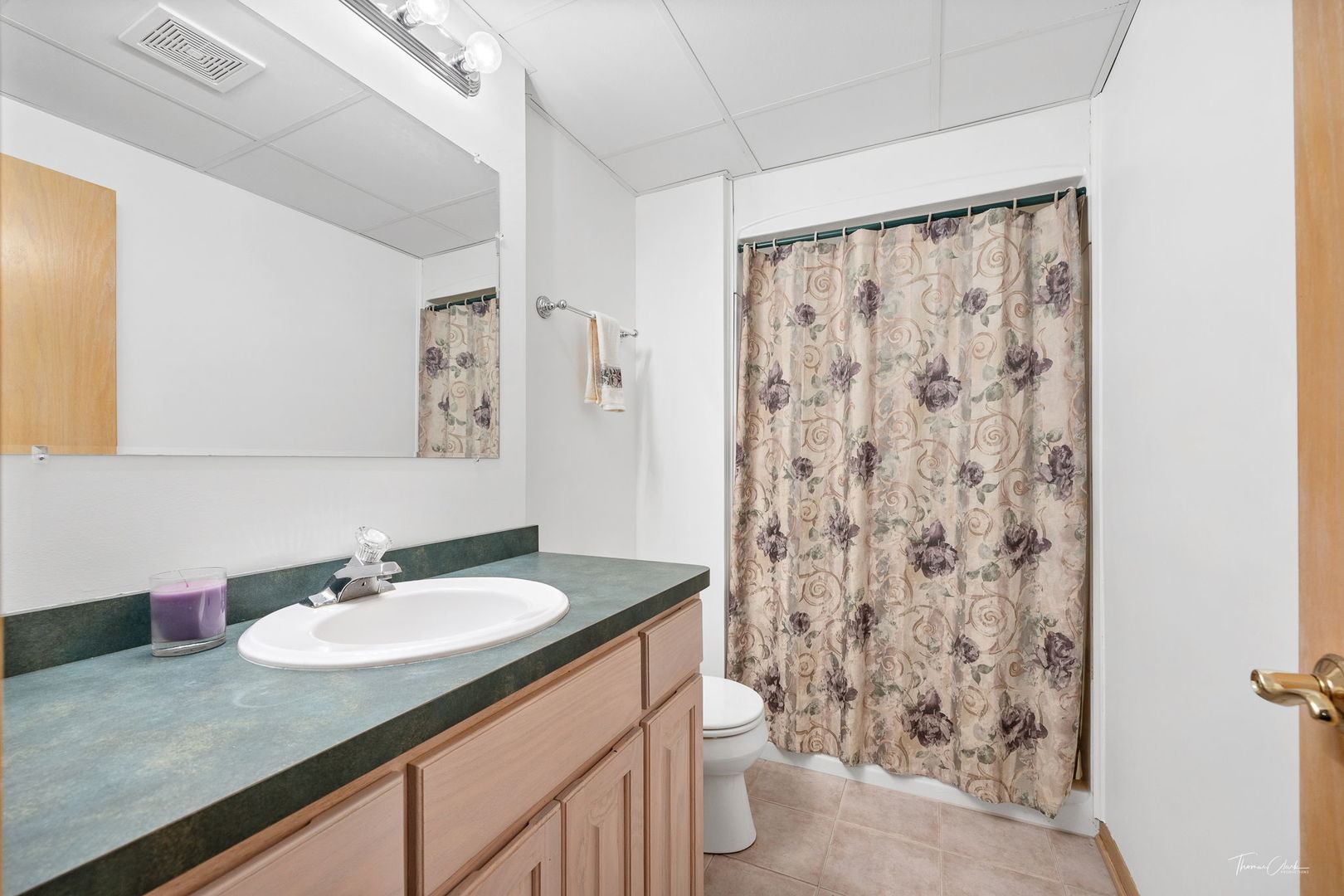 13745 Kit Lane