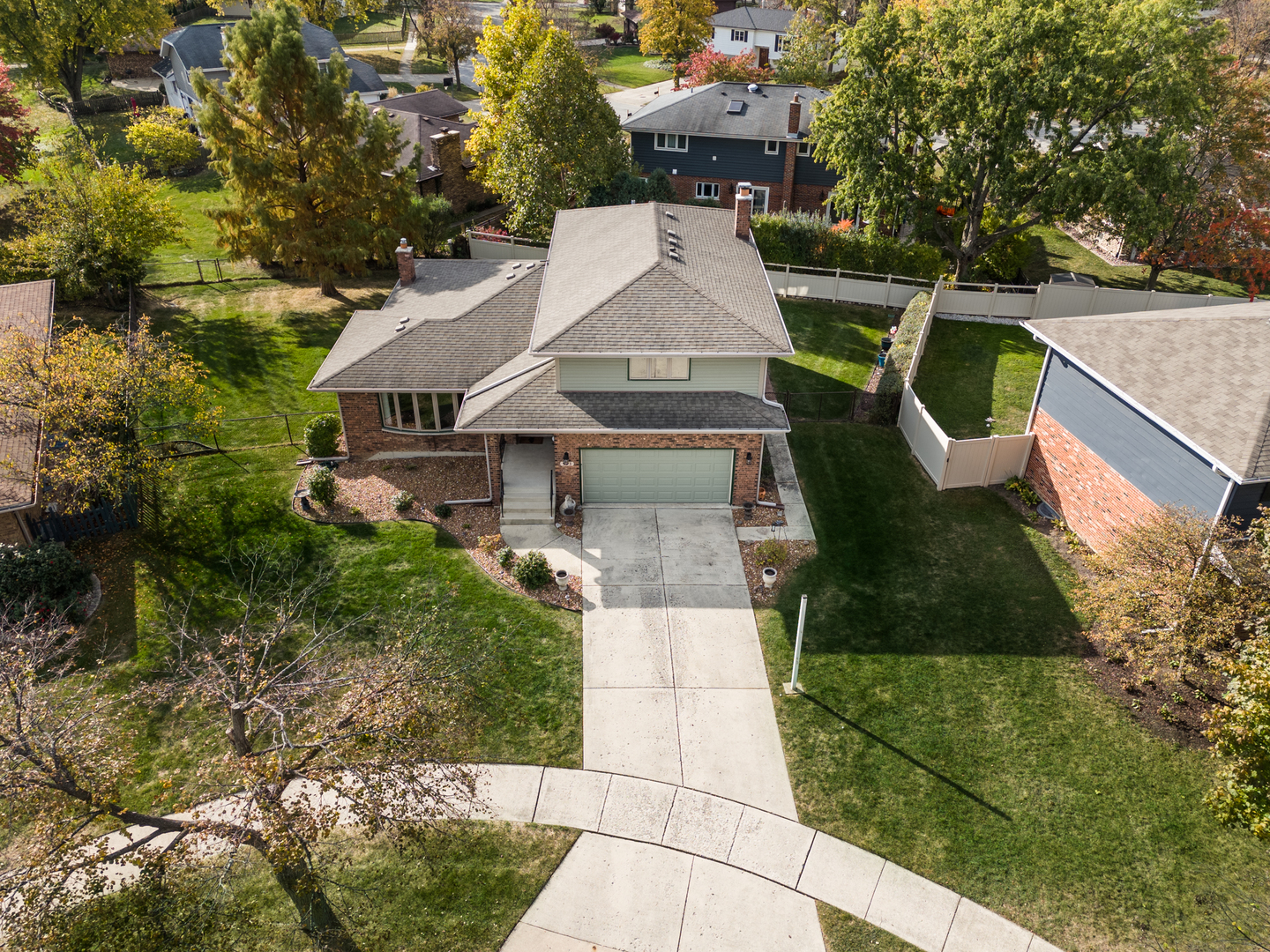 913 Weatherbee Avenue