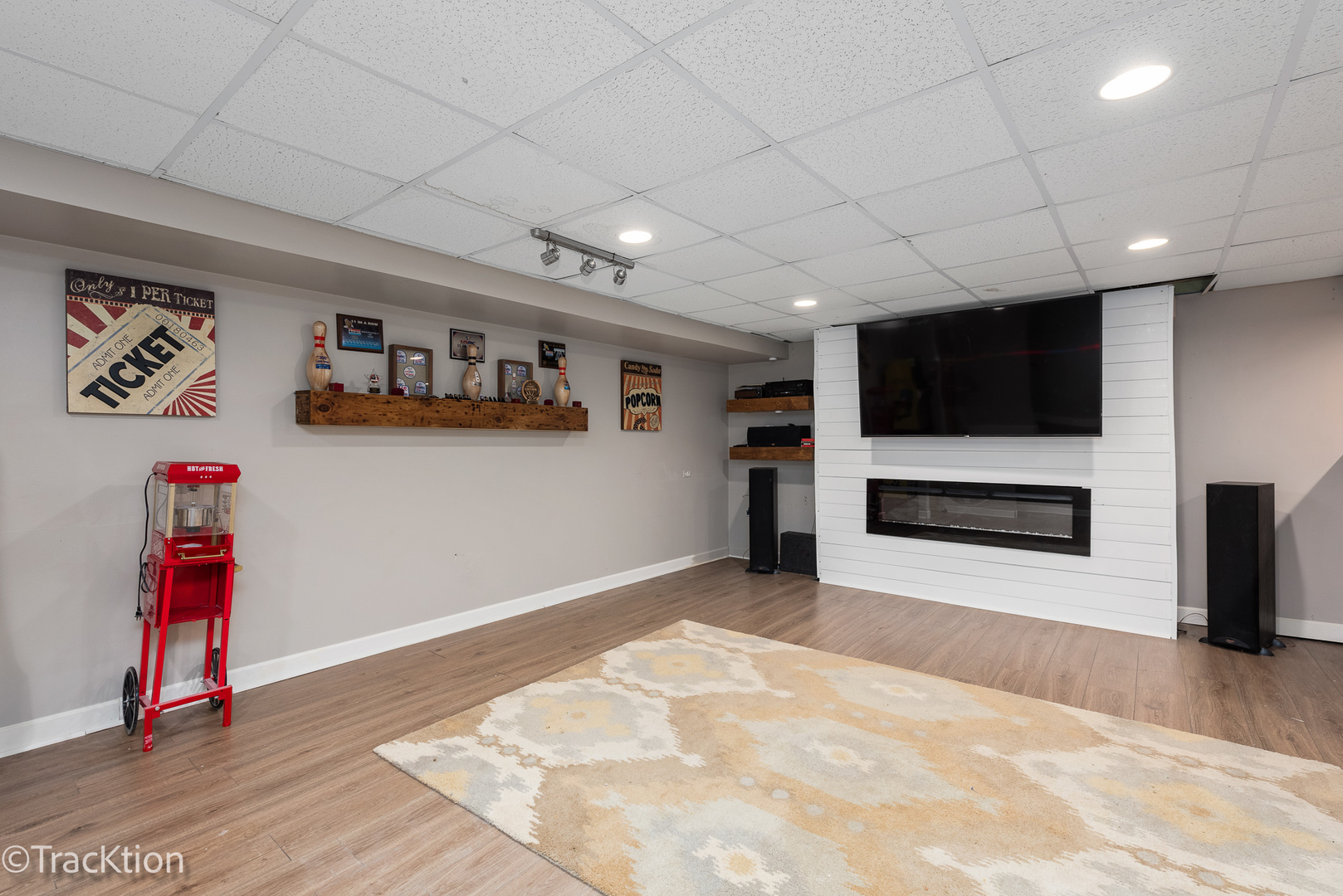 388 inner circle Drive Unit: 388