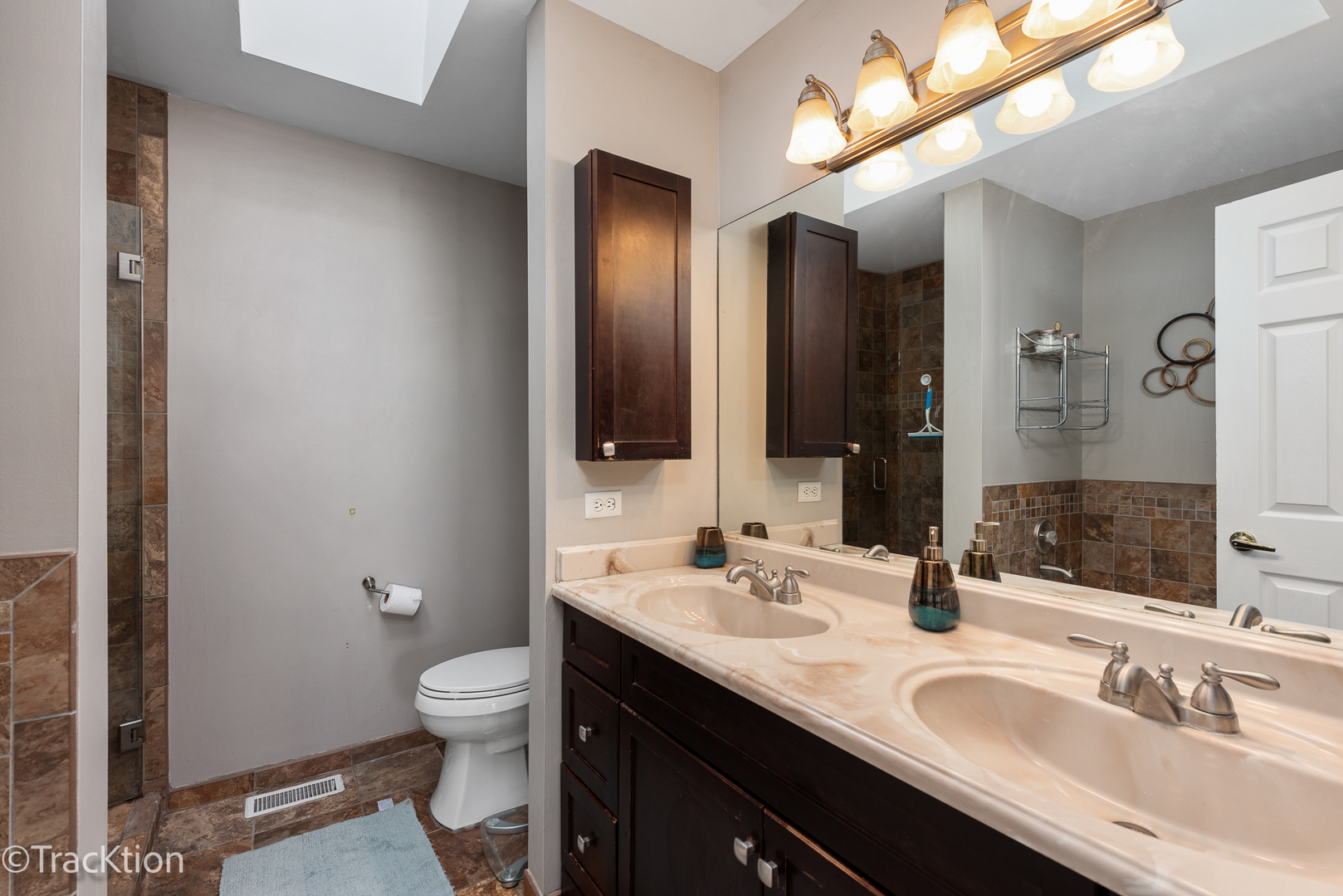 388 inner circle Drive Unit: 388