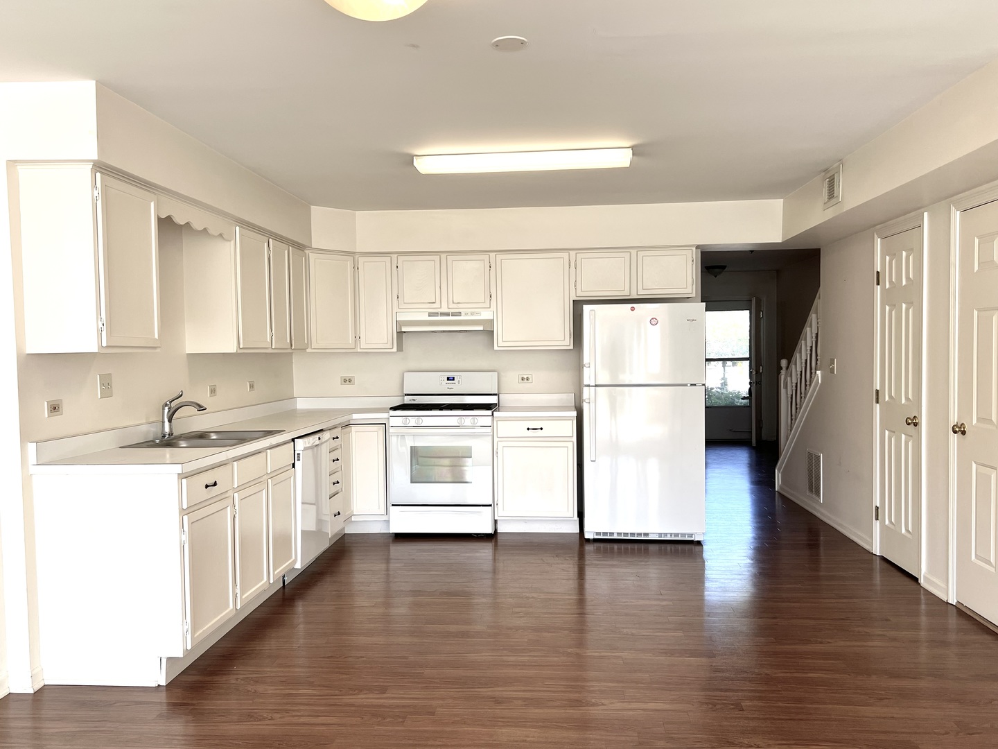 227 E Naperville Road