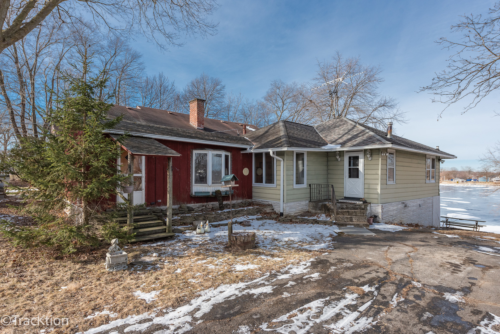 26134 W Spring Grove Road