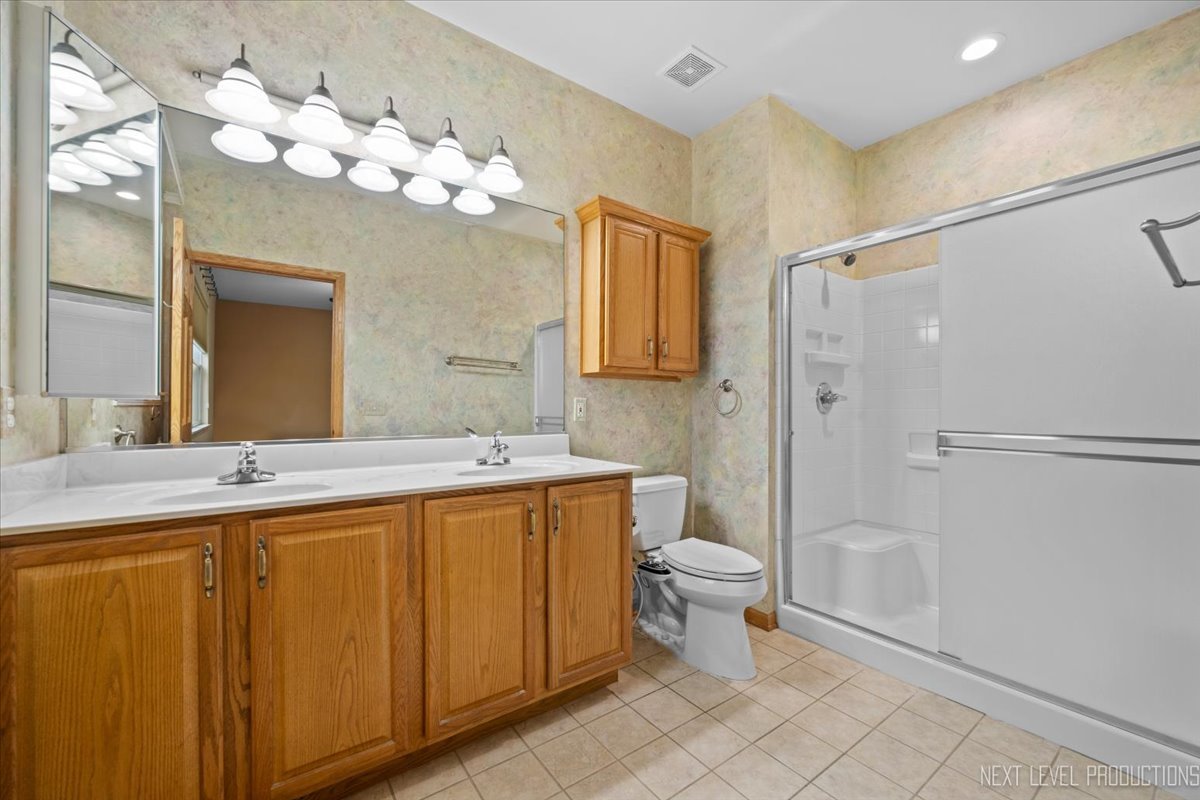 1590 W Cadillac Circle Unit: 1590