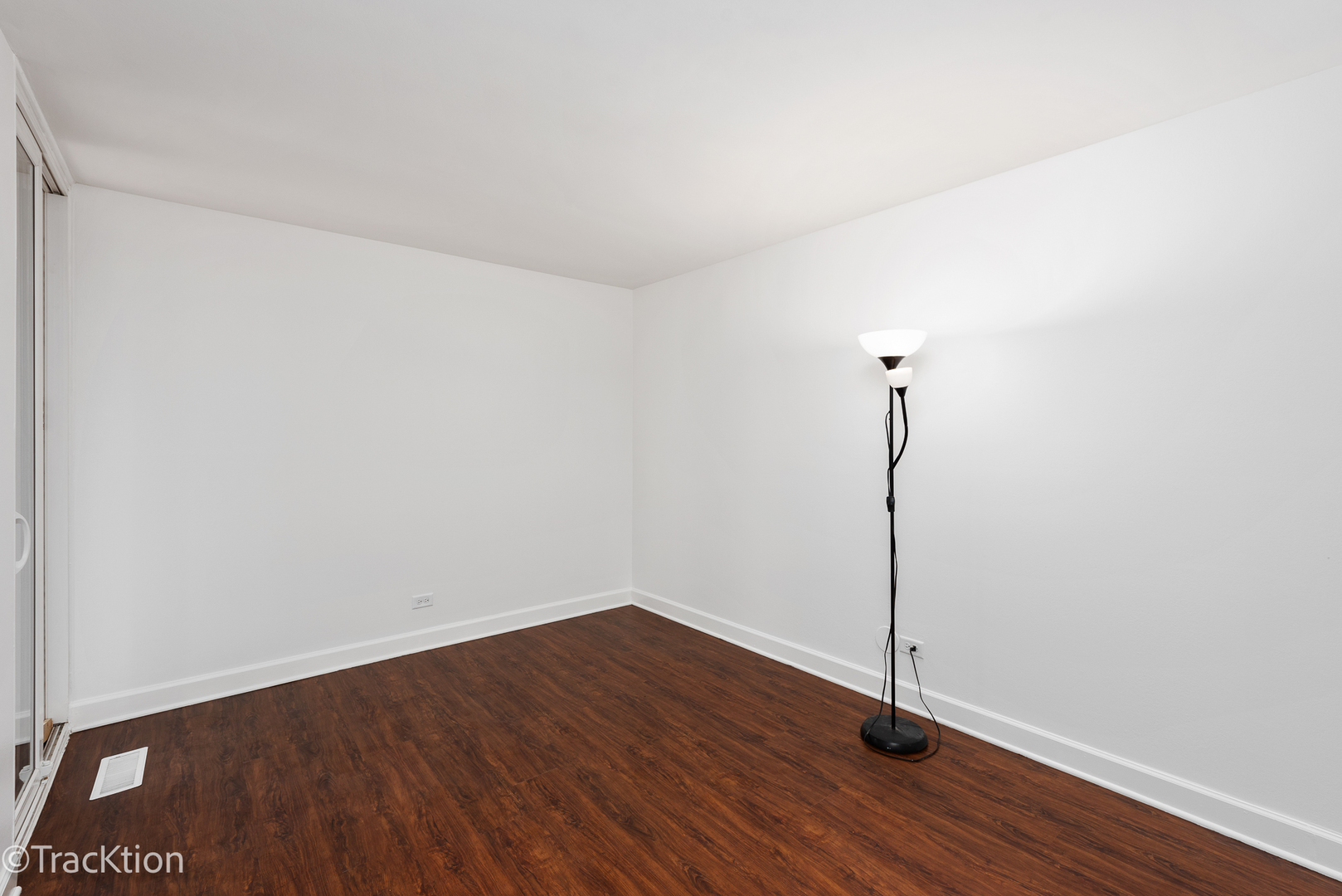 5700 Hillcrest Lane Unit: PB
