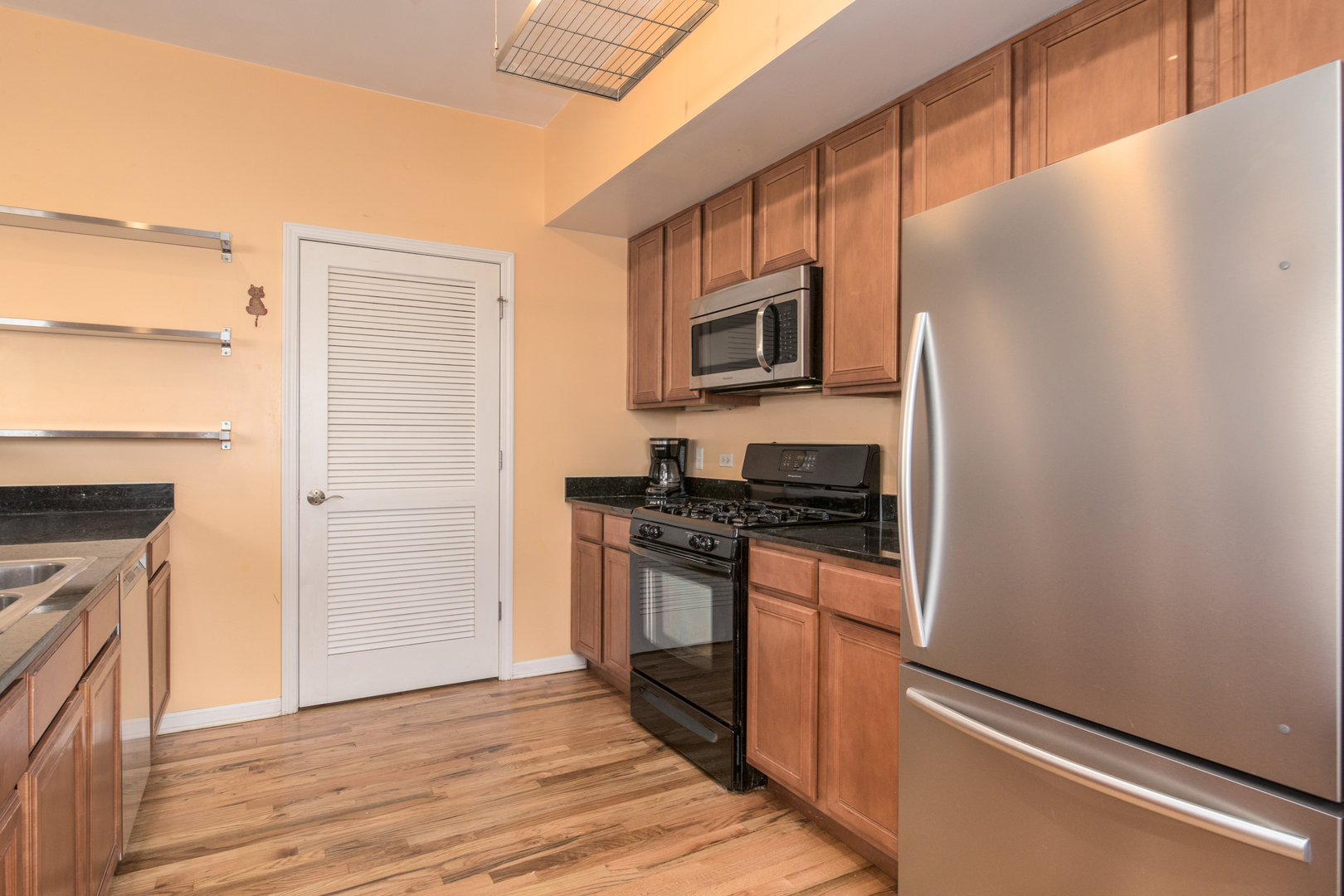 2535 W Harrison Street Unit: 1