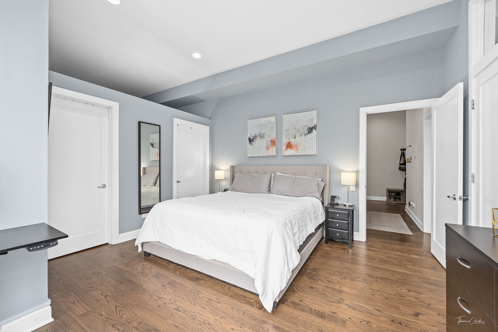 939 W Madison Street Unit: 301