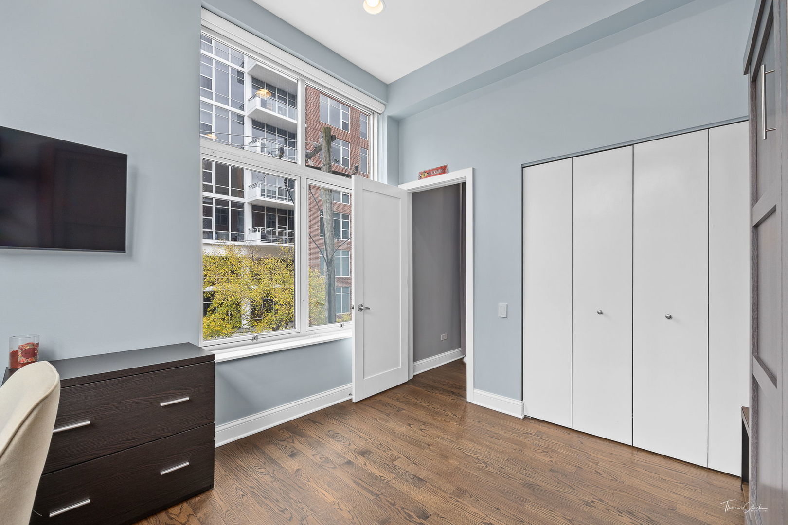 939 W Madison Street Unit: 301