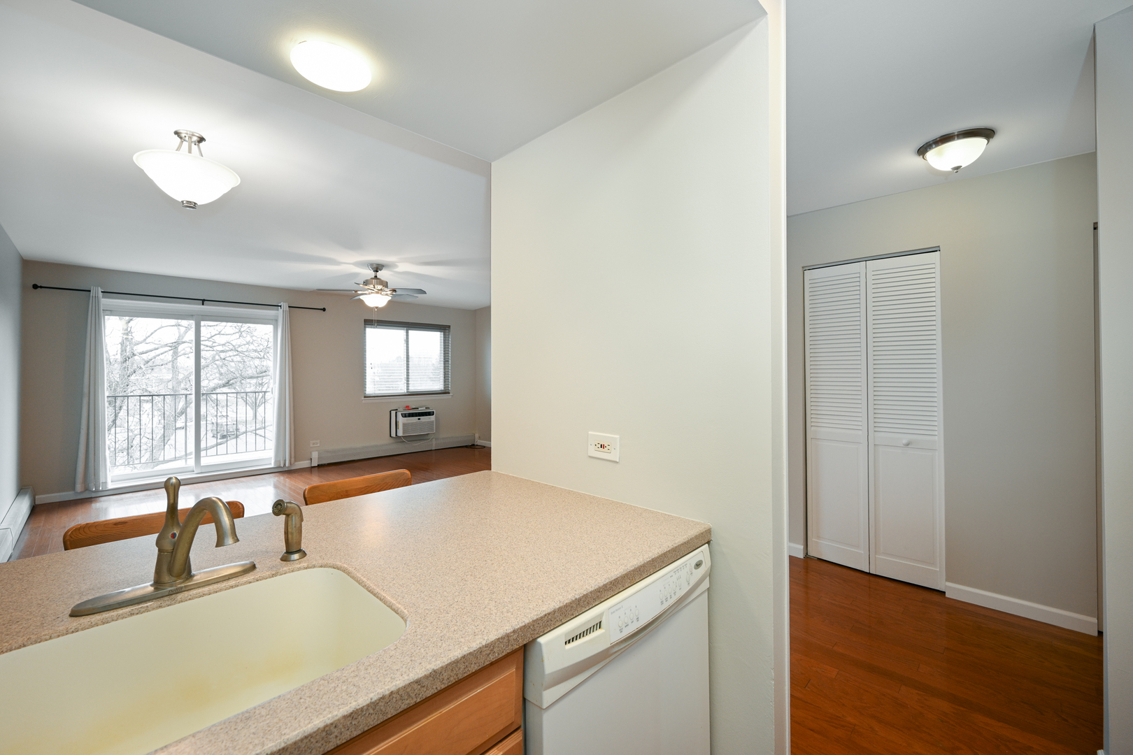 1001 N Mill Street Unit: 302