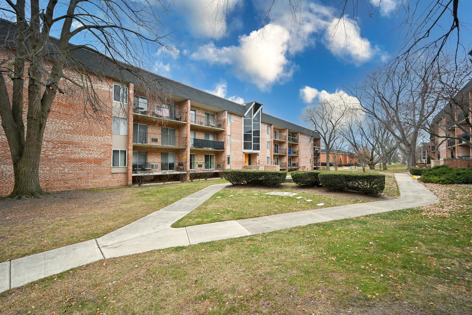 1001 N Mill Street Unit: 302