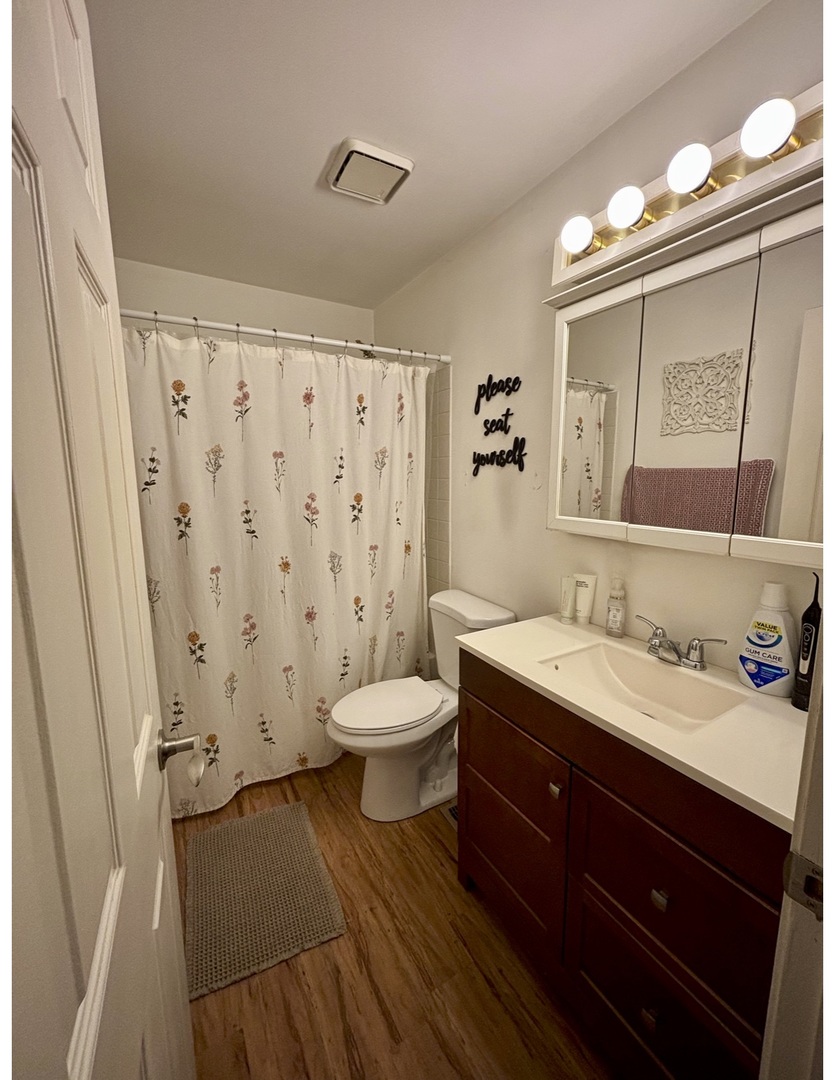 393 Sandhurst Circle Unit: 2