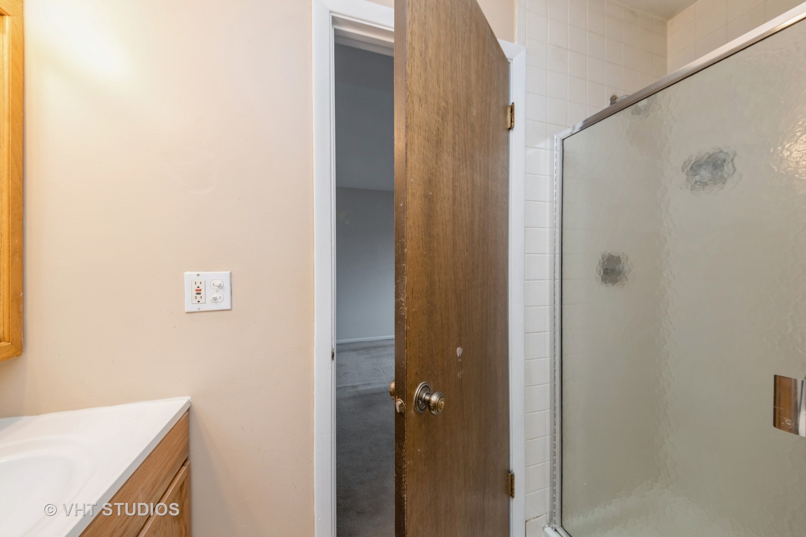 164 Waters Edge Drive Unit: 302