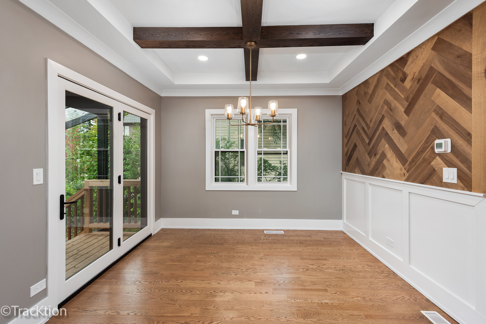 348 N Walnut Street