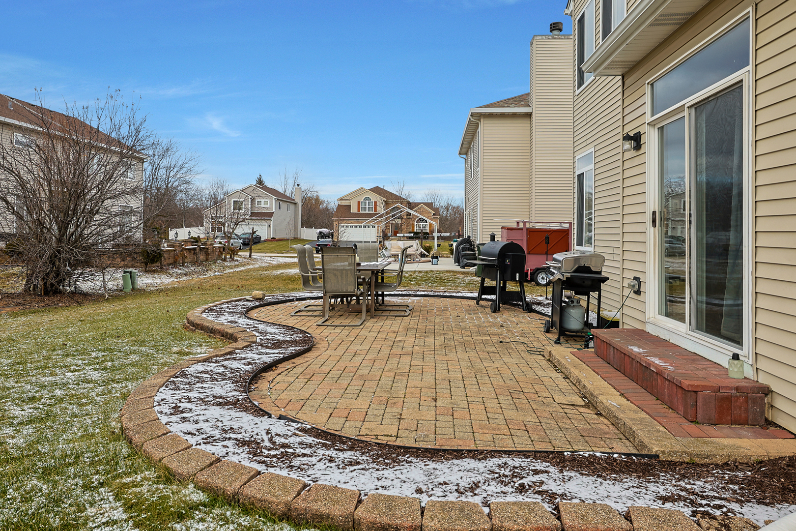 377 Foxborough Trail