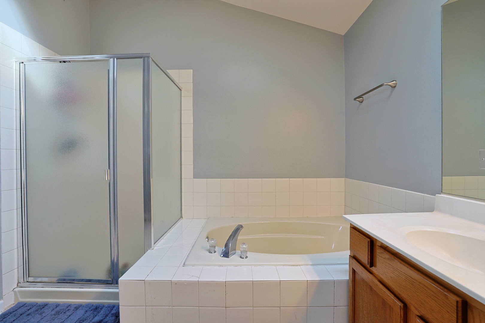 377 Foxborough Trail