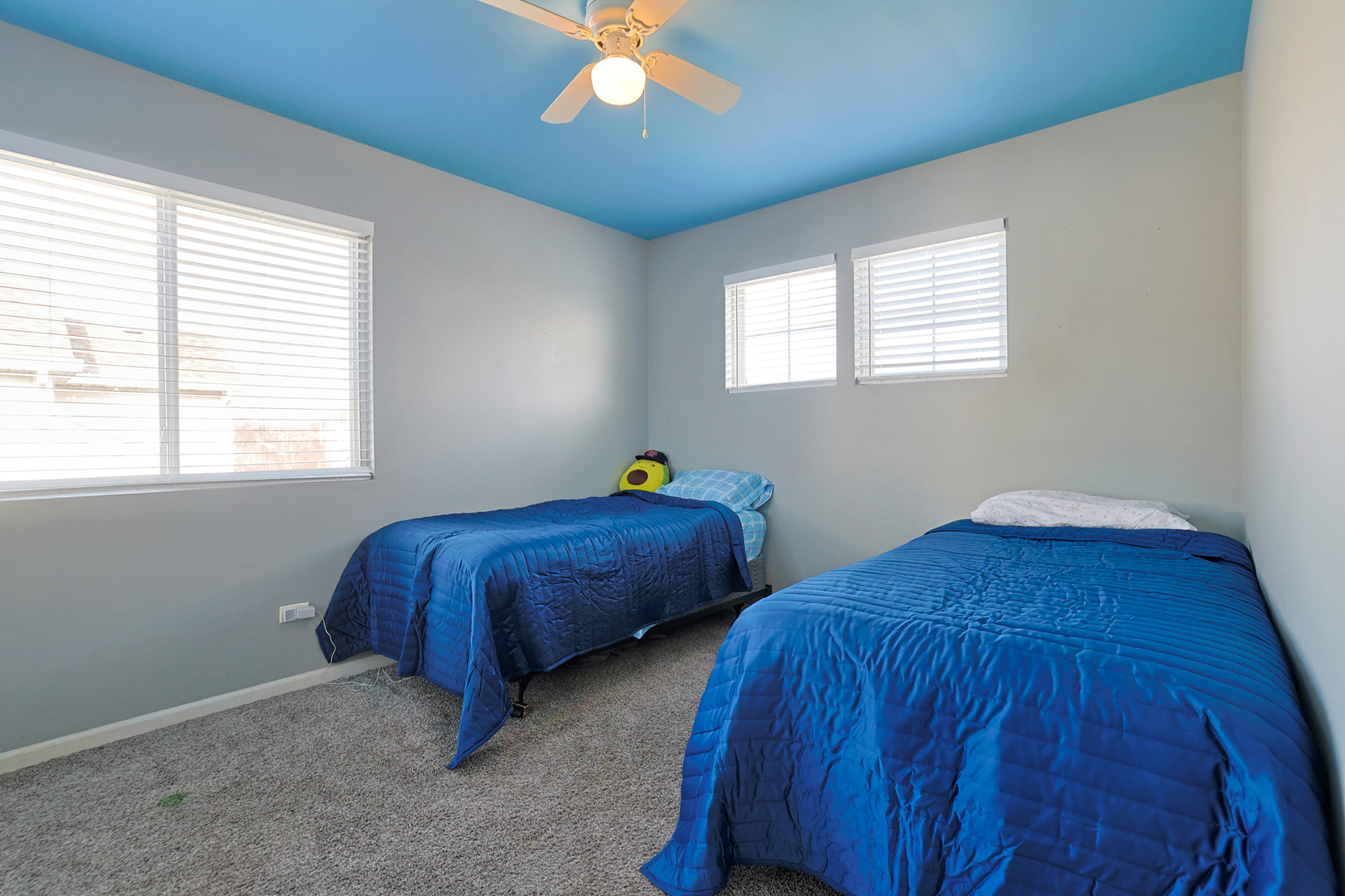 377 Foxborough Trail