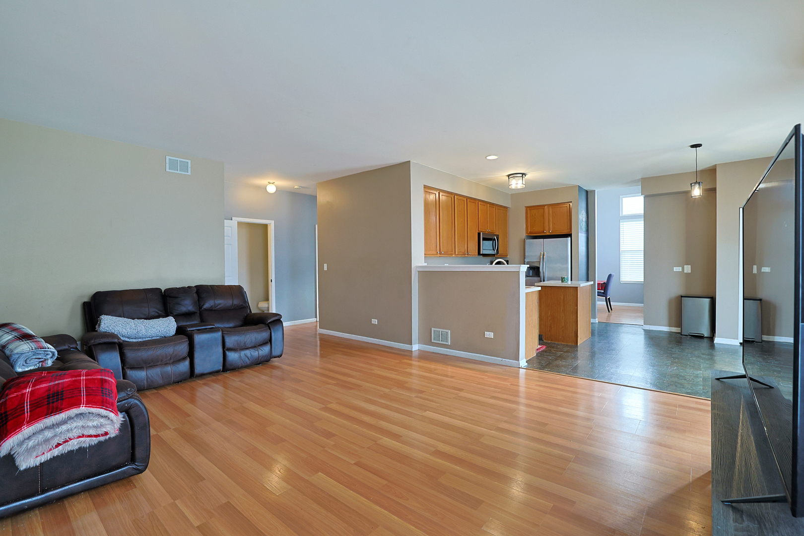 377 Foxborough Trail