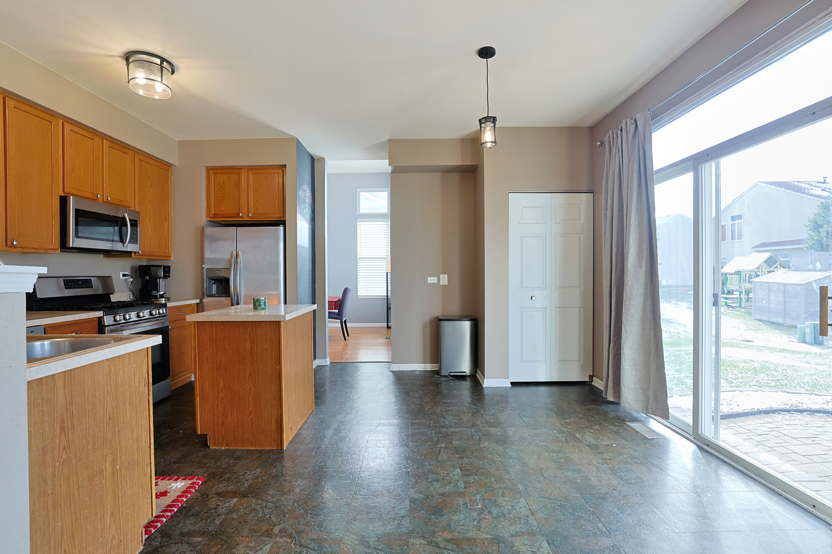 377 Foxborough Trail