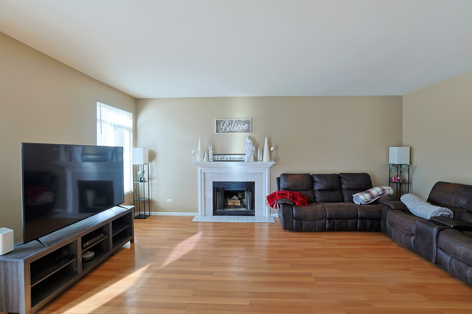 377 Foxborough Trail