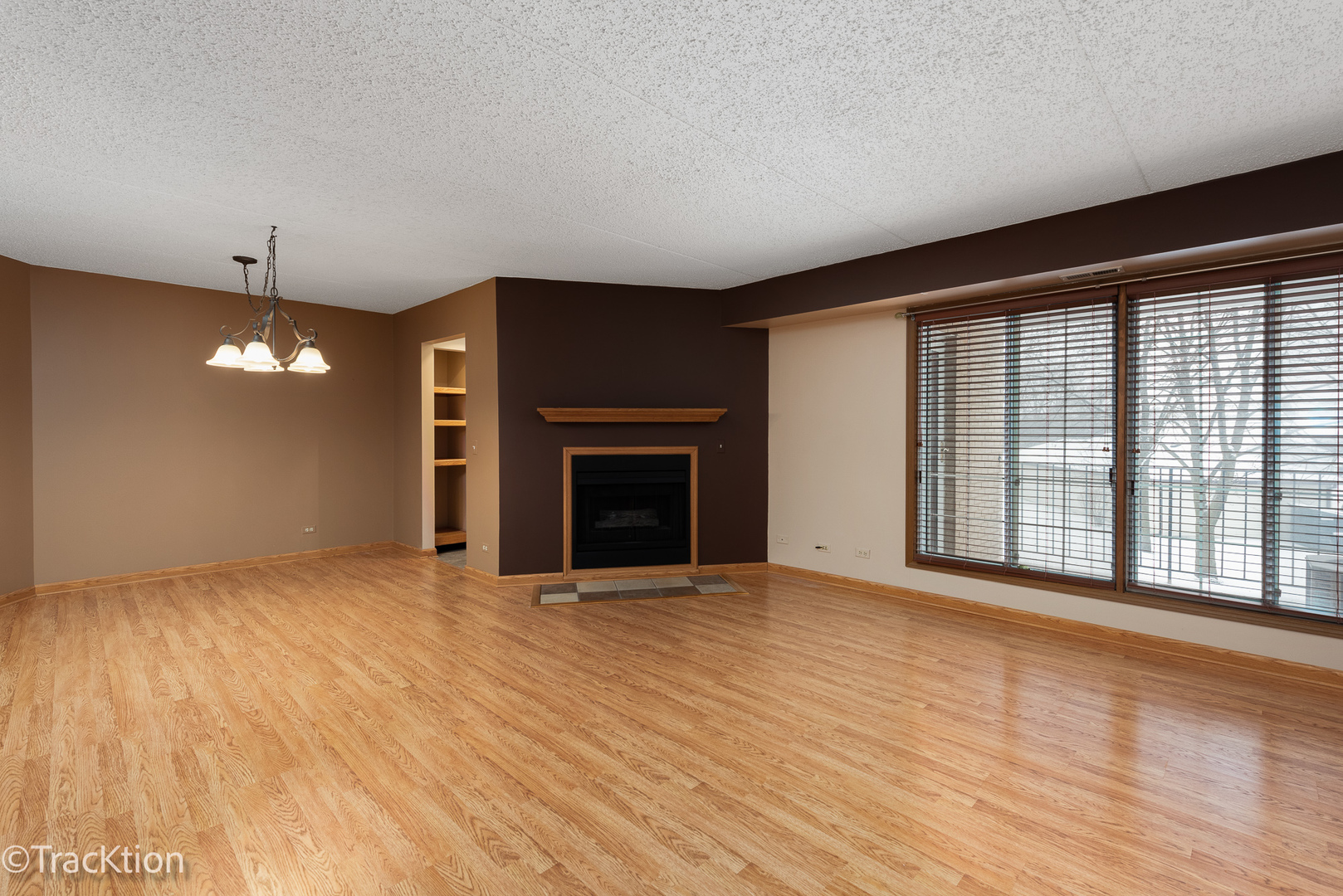 457 Valley Drive Unit: 204