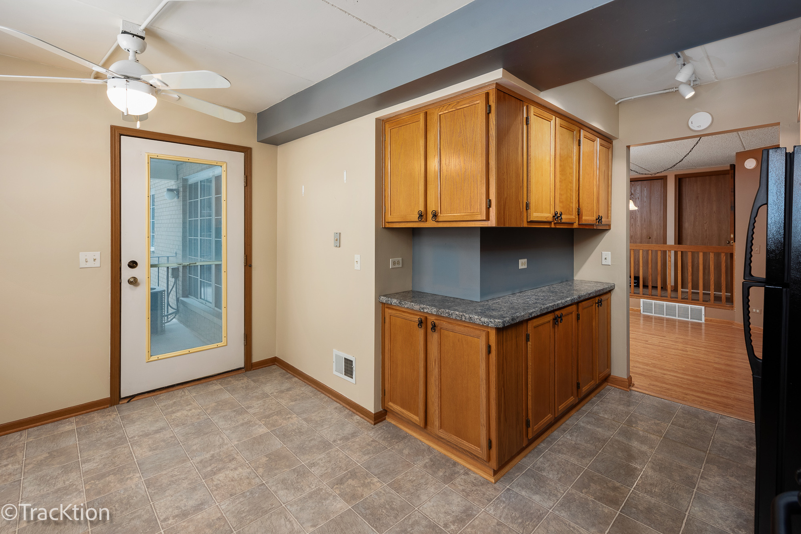 457 Valley Drive Unit: 204